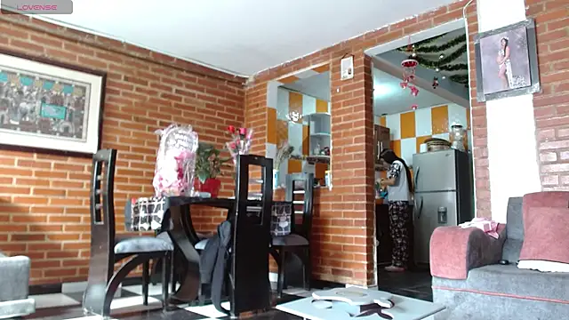 Lia rouse04 online show from 03-04-26, 01:19