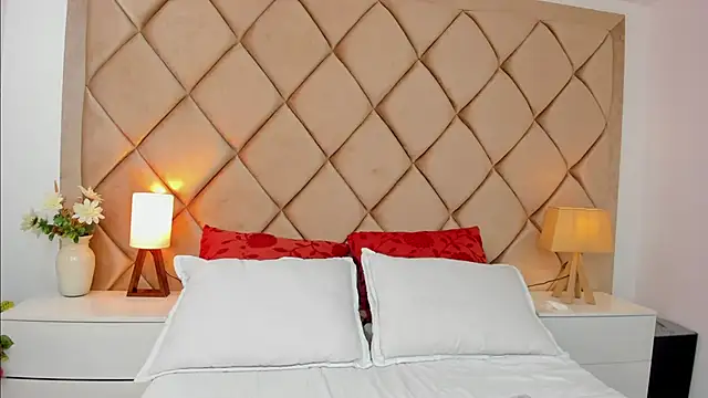 IvonneOwen online show from 01-16-26, 08:13