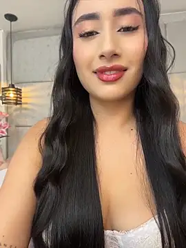 IvonneOwen online show from 06-20-26, 11:21