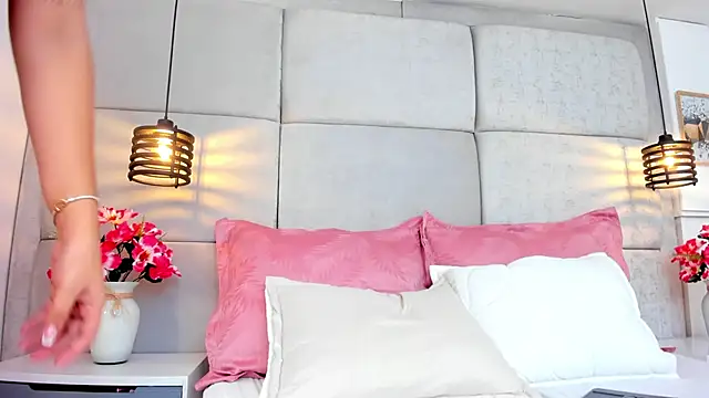 IvonneOwen online show from 03-27-26, 08:26