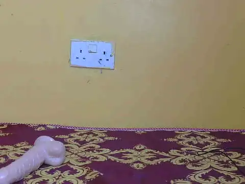 Quueenafrica online show from 02-19-26, 08:39