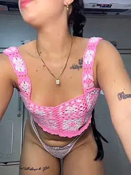 Snapshot of verus01 chatting on 02-03-26, 05:16 verus01 online show from 02-03-26, 05:16