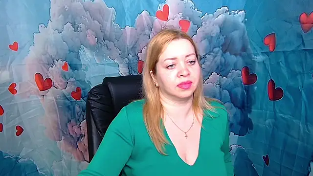 Snapshot of OliviaVerr chatting on 02-12-26, 01:22 OliviaVerr online show from 02-12-26, 01:22