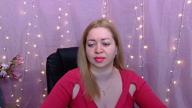 Snapshot of OliviaVerr chatting on 02-24-26, 01:34 OliviaVerr online show from 02-24-26, 01:34