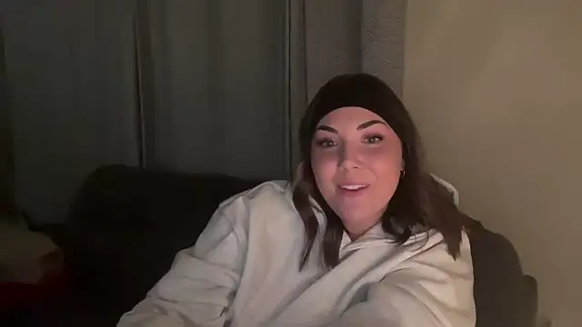 BellaMarieXO online show from 03-22-26, 02:59