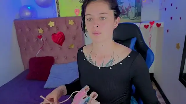 Harley quinzell online show from 02-23-26, 07:03