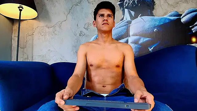 Atlas desire online show from 02-12-26, 07:24