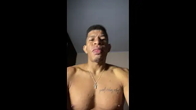 Snapshot of antonio_aguilarx chatting on 06-15-26, 09:09 antonio aguilarx online show from 06-15-26, 09:09