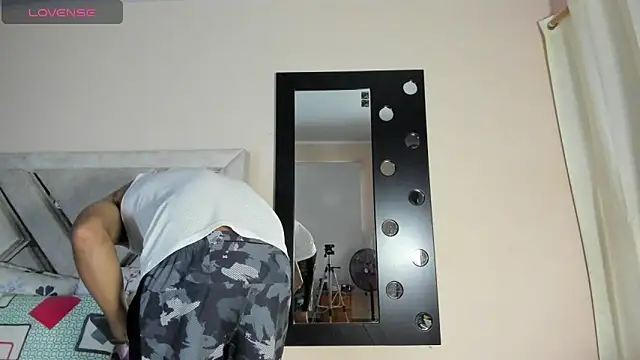 Snapshot of antonio_aguilarx chatting on 04-15-26, 09:37 antonio aguilarx online show from 04-15-26, 09:37