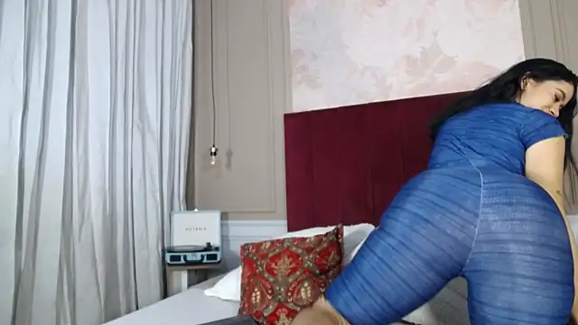 GiaTegel online show from 03-19-26, 12:10