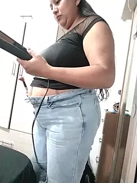 SexyandnaughtyLatinos online show from 06-21-26, 08:14