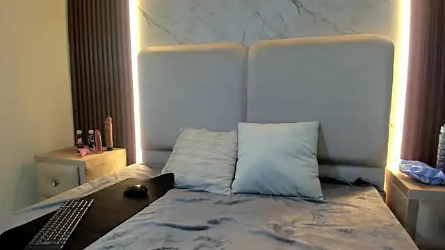 GraceAlexa12 online show from 02-23-26, 02:17