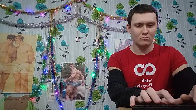 Snapshot of LuxeBoy_ chatting on 01-14-26, 10:46 LuxeBoy online show from 01-14-26, 10:46