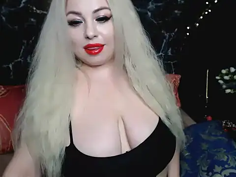 Snapshot of CharlotteDix chatting on 01-11-26, 08:05 CharlotteDix online show from 01-11-26, 08:05