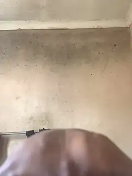 Snapshot of blackmannfly chatting on 01-17-26, 02:42 blackmannfly online show from 01-17-26, 02:42