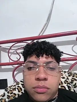 VersedChip online show from 03-10-26, 11:42