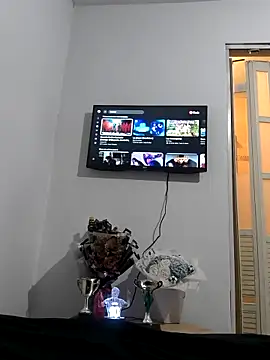 Snapshot of VersedChip chatting on 02-24-26, 11:16 VersedChip online show from 02-24-26, 11:16