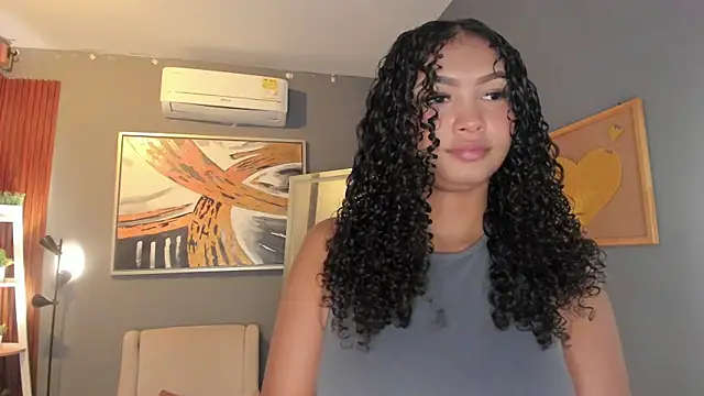 ailann  online show from 04-15-26, 07:40