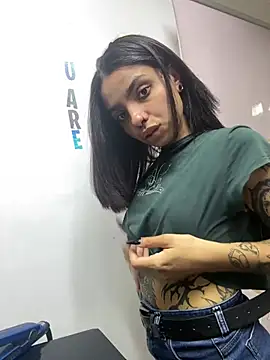 Electra Darkk online show from 02-19-26, 04:48