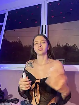 EmmaJhoons online show from 03-02-26, 11:39