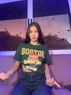 EmmaJhoons online show from 02-21-26, 11:45