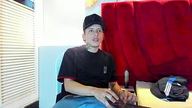 ESTEBAN 2102 online show from 01-14-26, 07:39