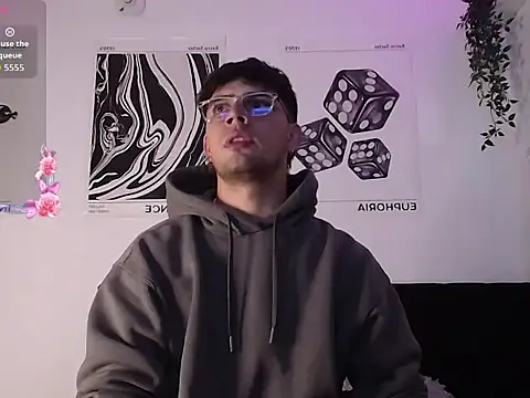 ThiagoRiver  online show from 01-08-26, 01:33