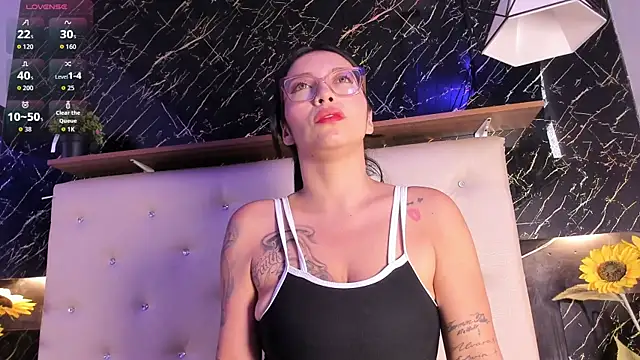 Renata blue online show from 03-19-26, 09:26