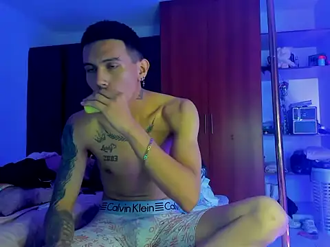 Scook Gray  online show from 02-09-26, 06:39