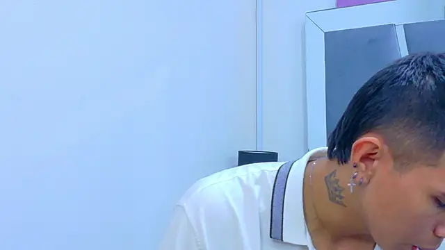 Scook Gray  online show from 01-14-26, 08:45