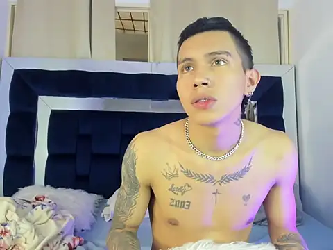 Scook Gray  online show from 03-13-26, 09:31