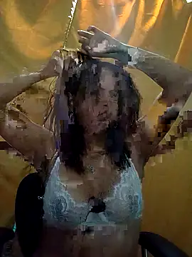 Snapshot of meganparixx chatting on 03-14-26, 03:01 meganparixx online show from 03-14-26, 03:01