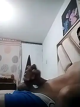 Snapshot of Luisferantuan08 chatting on 01-11-26, 10:49 Luisferantuan08 online show from 01-11-26, 10:49