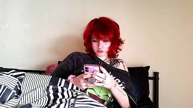 puppycat777 online show from 01-12-26, 09:41