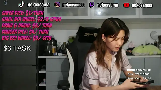 nekoxwaifu online show from 05-03-26, 10:57