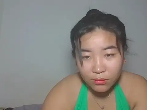 Zyeiii online show from 03-14-26, 09:43