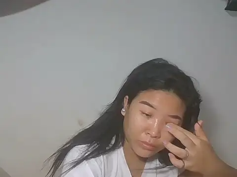Zyeiii online show from 06-01-26, 05:45
