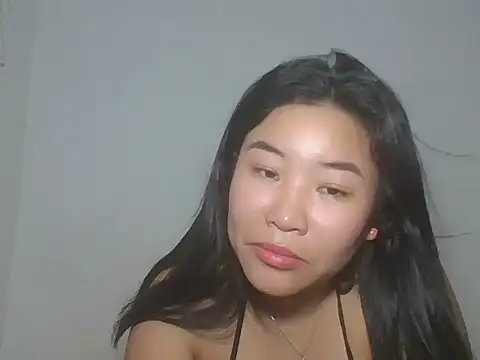 Zyeiii online show from 03-25-26, 07:30