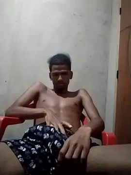 Snapshot of novin021rj0 chatting on 01-08-26, 01:06 novin021rj0 online show from 01-08-26, 01:06