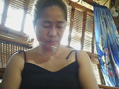 Snapshot of lovelyxxx88 chatting on 01-11-26, 02:51 lovelyxxx88 online show from 01-11-26, 02:51