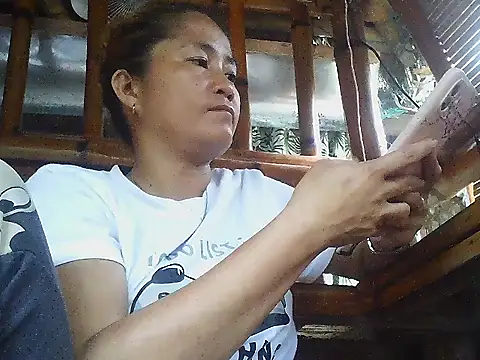 Snapshot of lovelyxxx88 chatting on 02-13-26, 07:19 lovelyxxx88 online show from 02-13-26, 07:19