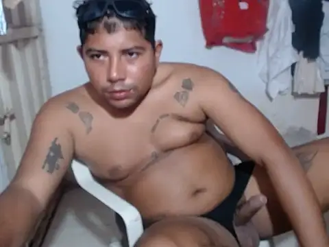 Snapshot of master_juju1924 chatting on 02-20-26, 06:26 master juju1924 online show from 02-20-26, 06:26