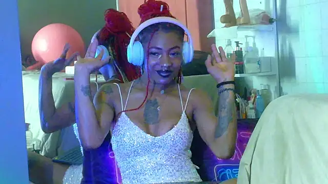 DaniaMarcell online show from 05-27-26, 04:42