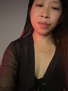 Snapshot of Mayly_lucky2 chatting on 06-11-26, 02:58 Mayly lucky2 online show from 06-11-26, 02:58
