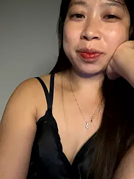 Snapshot of Mayly_lucky2 chatting on 06-10-26, 01:56 Mayly lucky2 online show from 06-10-26, 01:56