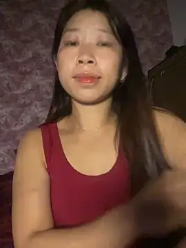 Snapshot of Mayly_lucky2 chatting on 06-26-26, 11:32 Mayly lucky2 online show from 06-26-26, 11:32
