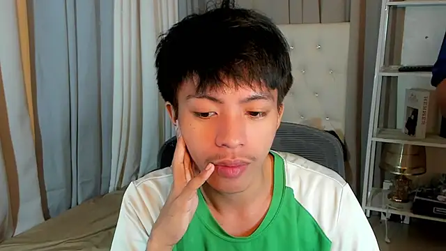 davincihugecock online show from 02-07-26, 04:37