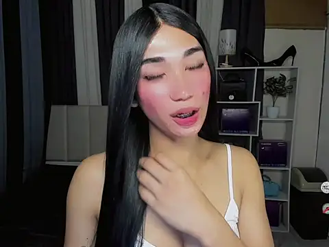 FyangFoxx online show from 05-09-26, 06:33
