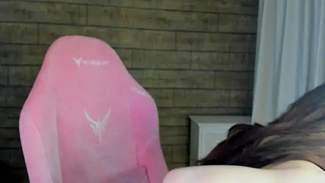 VanessaVienne online show from 05-12-26, 04:24