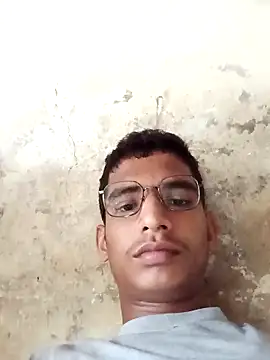 Snapshot of sahilcute1 chatting on 04-14-26, 12:32 sahilcute1 online show from 04-14-26, 12:32